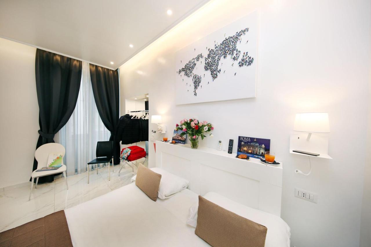 La Maisonnette Tritone Trevi Rom