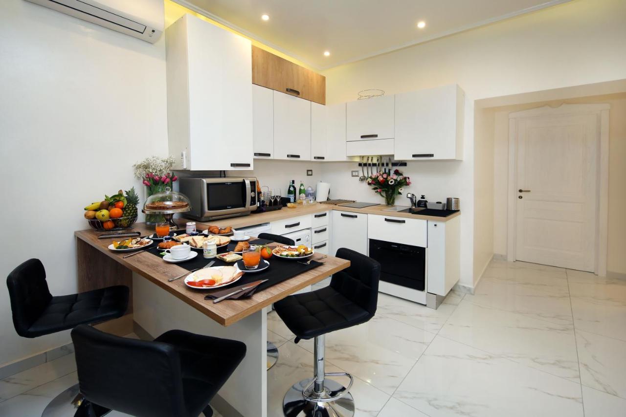 La Maisonnette Tritone Trevi * Rom